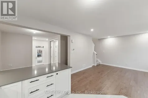 242 Falsetto Street Ottawa ON K1W 0S2