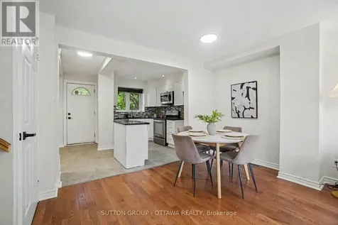 1833 Brousseau Crescent Ottawa ON K1C 2Y5