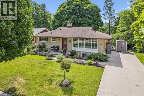 98 Stonybrook Drive Kitchener ON N2M 4L7