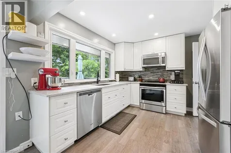 98 Stonybrook Drive Kitchener ON N2M 4L7