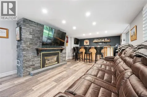 98 Stonybrook Drive Kitchener ON N2M 4L7