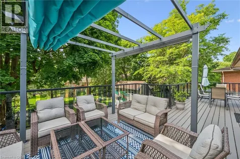 98 Stonybrook Drive Kitchener ON N2M 4L7