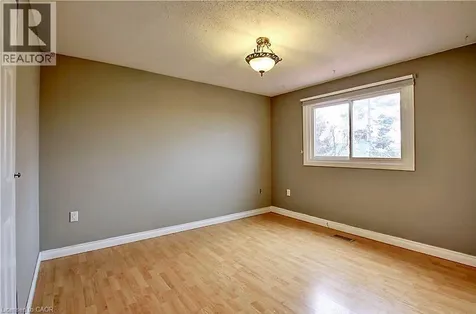 599 Upper Horning Road Hamilton ON L9C 7P8