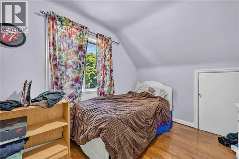 582 Superior Street Sarnia ON N7T 7E6