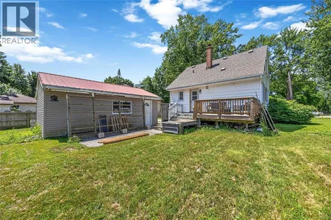 582 Superior Street Sarnia ON N7T 7E6