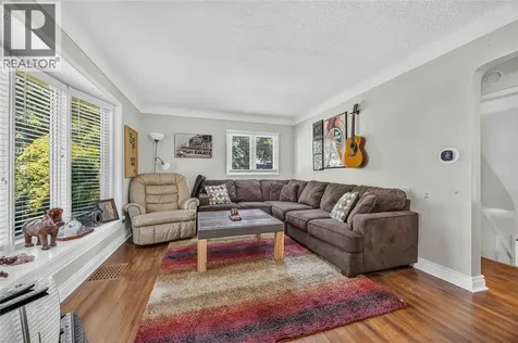 582 Superior Street Sarnia ON N7T 7E6