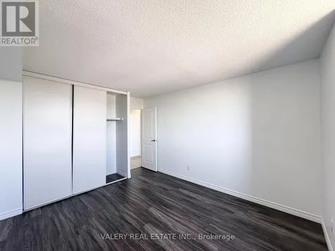 294 Chandler Drive Kitchener ON N2E 2K1