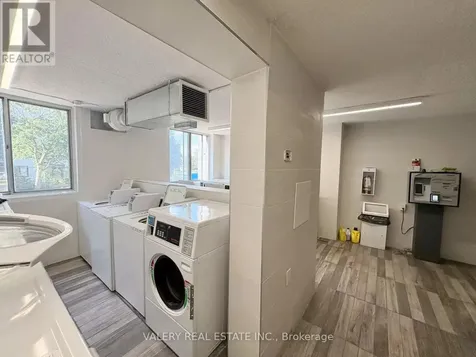 294 Chandler Drive Kitchener ON N2E 2K1