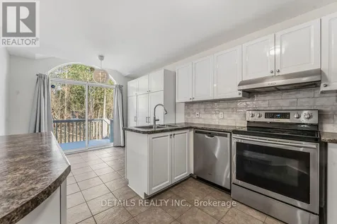 8 Wimbledon Way Ottawa ON K2K 3J2