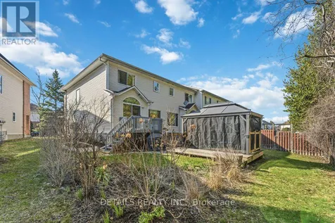 8 Wimbledon Way Ottawa ON K2K 3J2