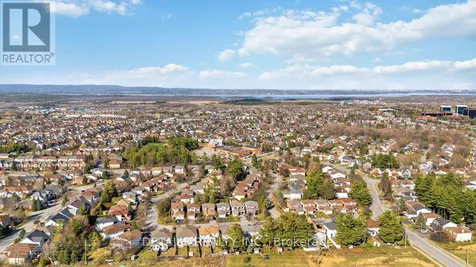 8 Wimbledon Way Ottawa ON K2K 3J2
