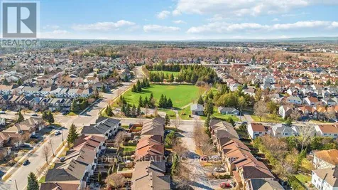 8 Wimbledon Way Ottawa ON K2K 3J2