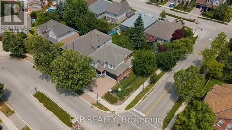 620 Munich Circle Waterloo ON N2V 2L6