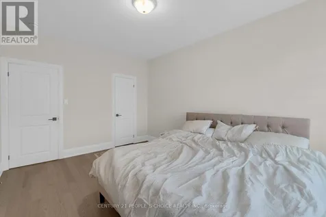10 Tweedhill Avenue Caledon ON L7C 4K5