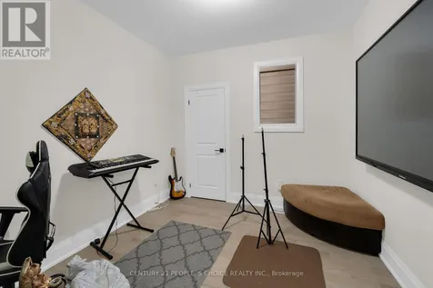 10 Tweedhill Avenue Caledon ON L7C 4K5