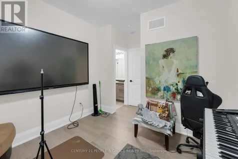 10 Tweedhill Avenue Caledon ON L7C 4K5