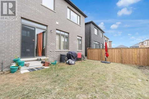 10 Tweedhill Avenue Caledon ON L7C 4K5