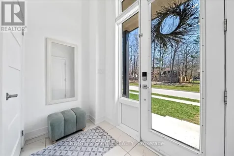 118 Berkely Street Wasaga Beach ON L9Z 0K5