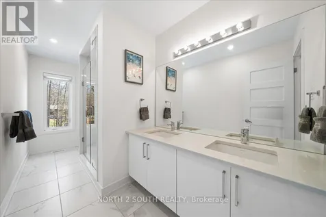 118 Berkely Street Wasaga Beach ON L9Z 0K5