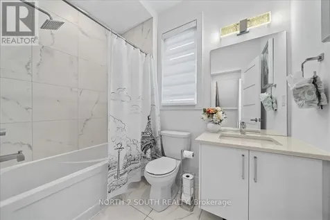 118 Berkely Street Wasaga Beach ON L9Z 0K5