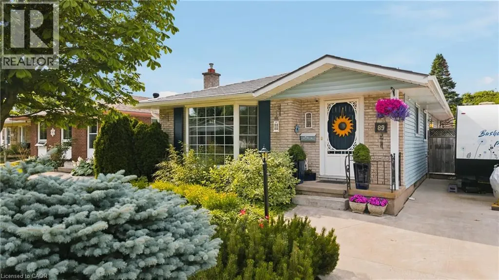 89 Geneva Crescent Kitchener ON N2E 1M8