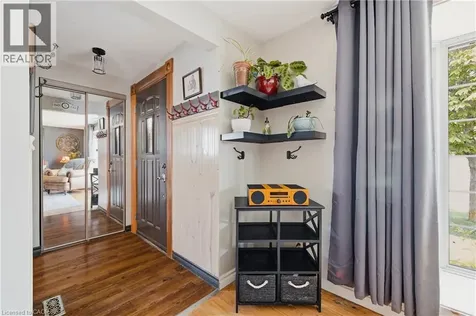 89 Geneva Crescent Kitchener ON N2E 1M8