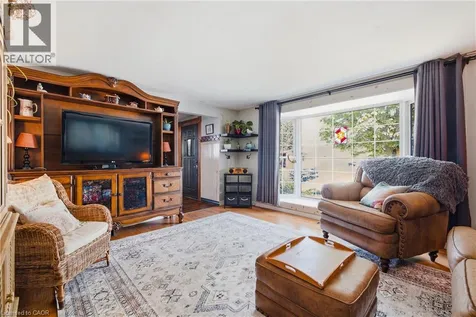89 Geneva Crescent Kitchener ON N2E 1M8