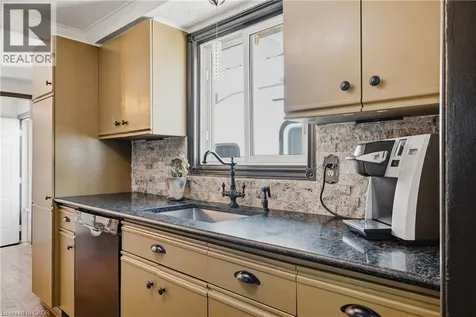 89 Geneva Crescent Kitchener ON N2E 1M8