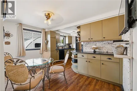 89 Geneva Crescent Kitchener ON N2E 1M8