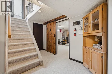 89 Geneva Crescent Kitchener ON N2E 1M8