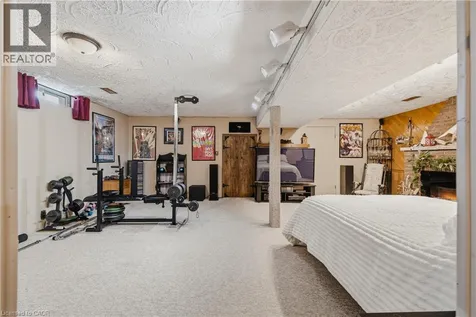 89 Geneva Crescent Kitchener ON N2E 1M8