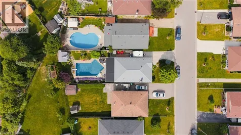 89 Geneva Crescent Kitchener ON N2E 1M8