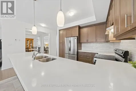 41 Mabern Street Barrie ON L9J 0J1