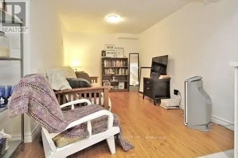 30 Thatcher Crescent East Gwillimbury ON L9N 0B8