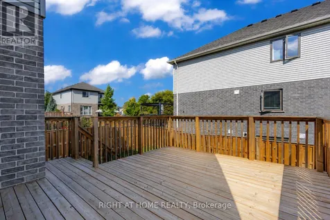 321 Carriage Way Waterloo ON N2K 0C2