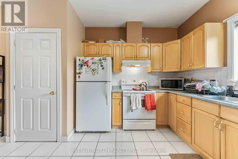 6803 Barsona Place Ottawa ON K1C 1J2