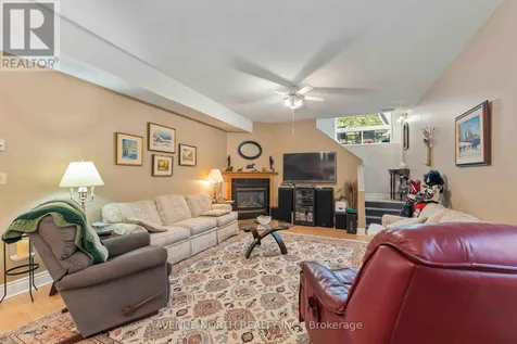 6803 Barsona Place Ottawa ON K1C 1J2