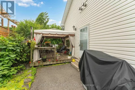 6803 Barsona Place Ottawa ON K1C 1J2