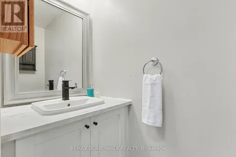 1388 Beaucourt Place Ottawa ON K4A 1W3