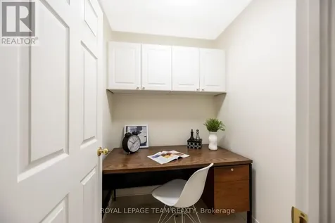 29 Keno Way Ottawa ON K2T 1H3