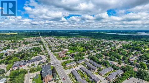 453 Victoria Road North Guelph (victoria North) ON N1E 5J9