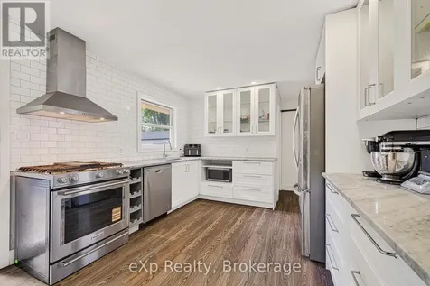 18 Willowdale Street Brantford ON N3T 5L7