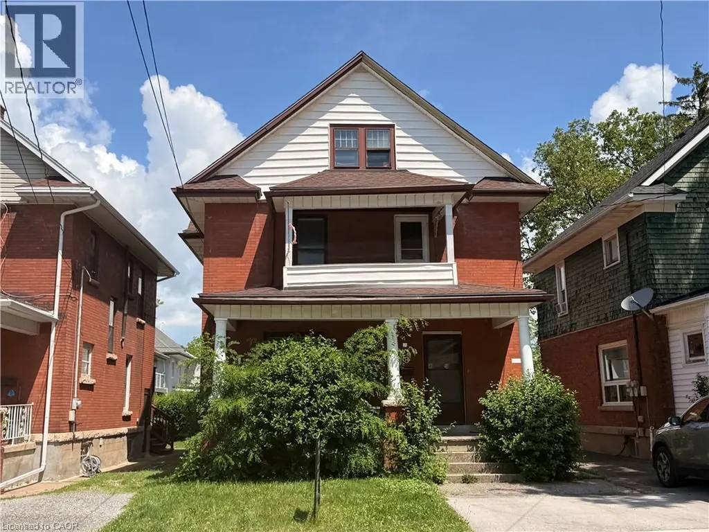 28 Grove Street Welland ON L3B 4B4