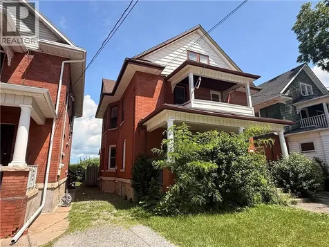28 Grove Street Welland ON L3B 4B4