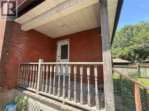 28 Grove Street Welland ON L3B 4B4