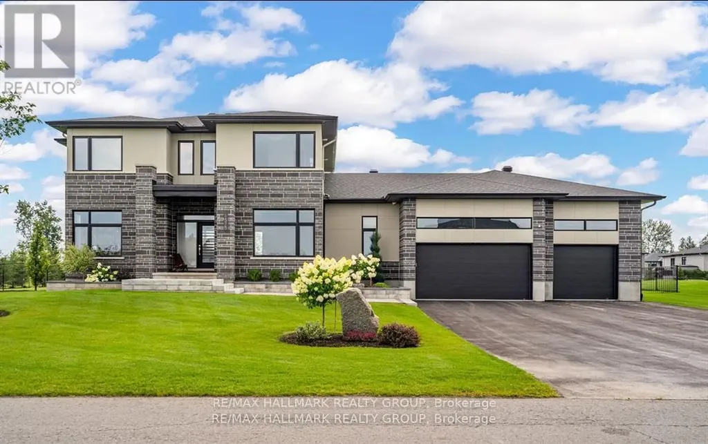 1575 Rangeland Avenue Ottawa ON K4P 0E1