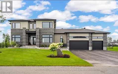 1575 Rangeland Avenue Ottawa ON K4P 0E1