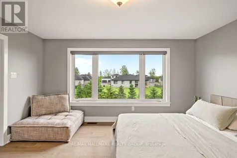 1575 Rangeland Avenue Ottawa ON K4P 0E1