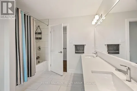 1575 Rangeland Avenue Ottawa ON K4P 0E1