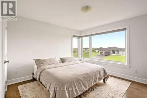 1575 Rangeland Avenue Ottawa ON K4P 0E1
